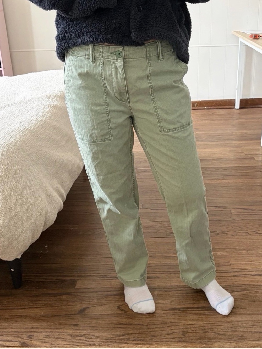 Lands End Green Khaki Pants Size Women’s 8P Petite